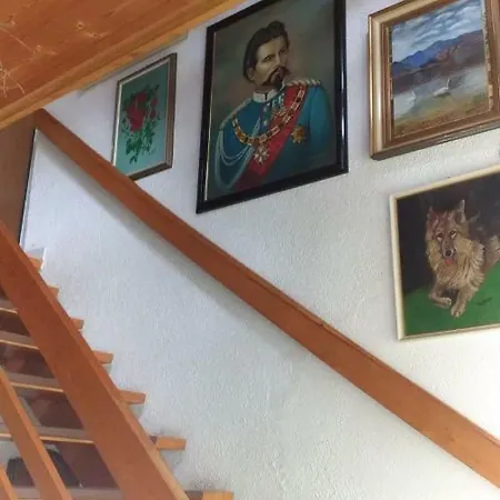 Paradies Im Grunen * Mehrstetten